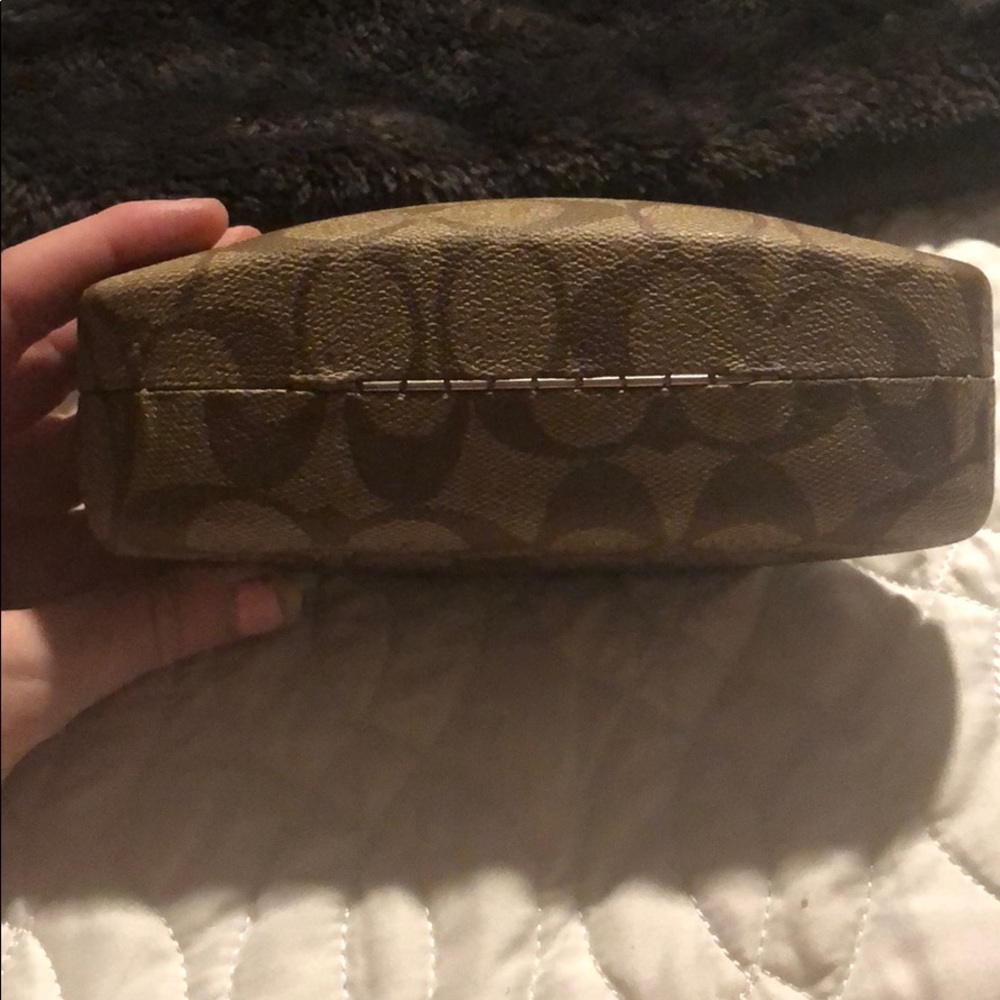 Hard shell Coach Sunglasses Case - Picture 2 of 5